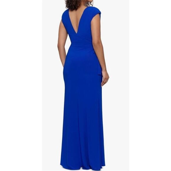 Betsy & Adam NWT Side Slit Long Evening Dress in the color blue Size 4 - Picture 3 of 5